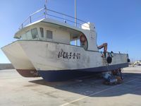 Arreglo Catamarán en Puerto